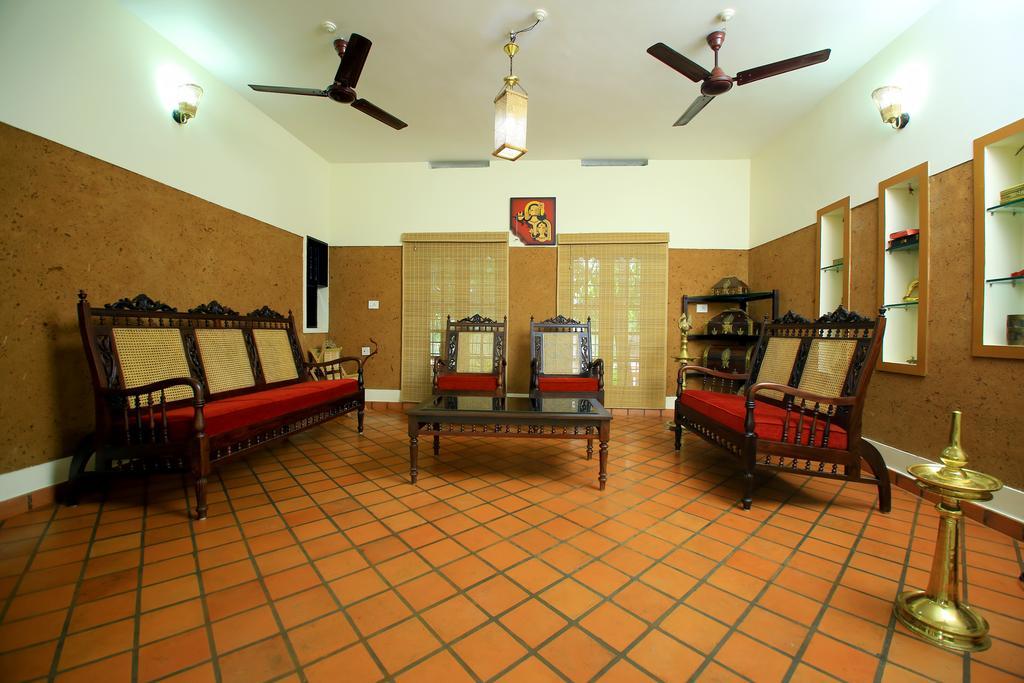 Ferienwohnung Malakkarethu House Aranmula Exterior foto